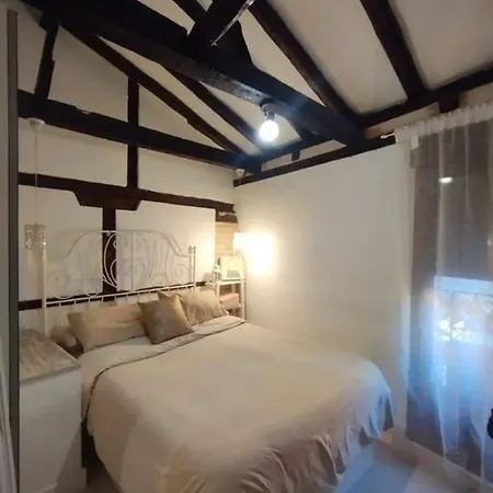 Nyaraló San Cipriano House *